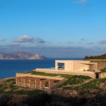 酒店 Crimson View Villa By Hide Out