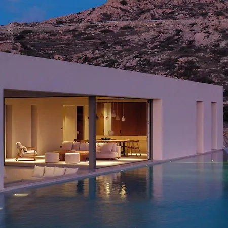 Crimson View Villa By Hide Out 酒店 5*