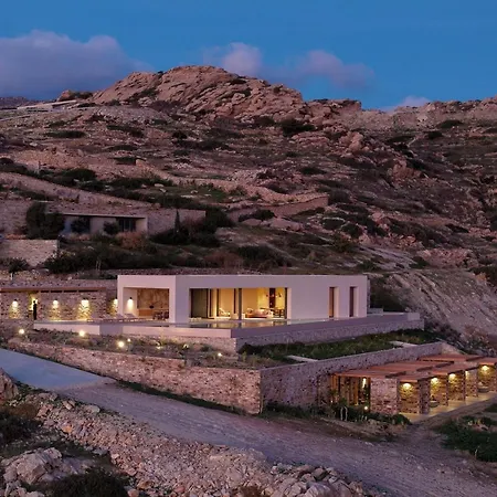 Crimson View Villa By Hide Out