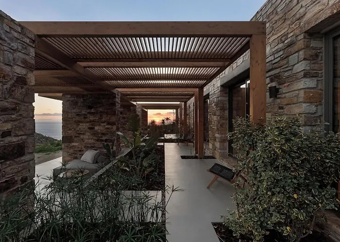 Crimson View Villa By Hide Out Villa *